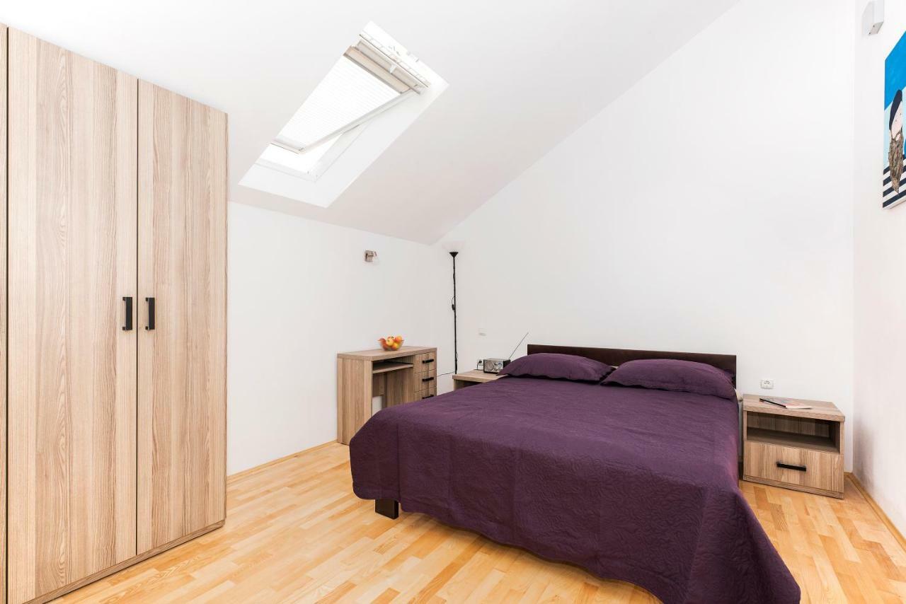 Apartman Kurika Šibenik Esterno foto